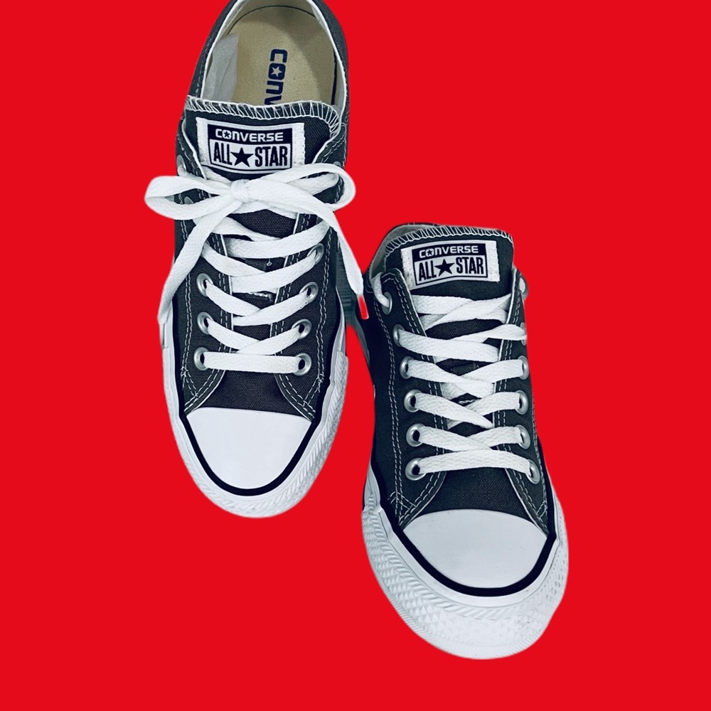 EUC 🔥Converse All Star🔥Unisex Canvas Sneakers